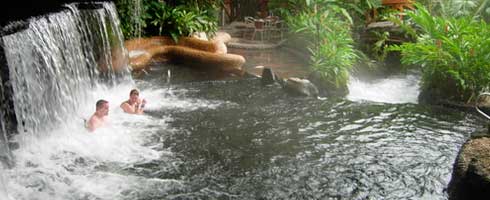 Spa y aguas termales volcánicas en Costa Rica